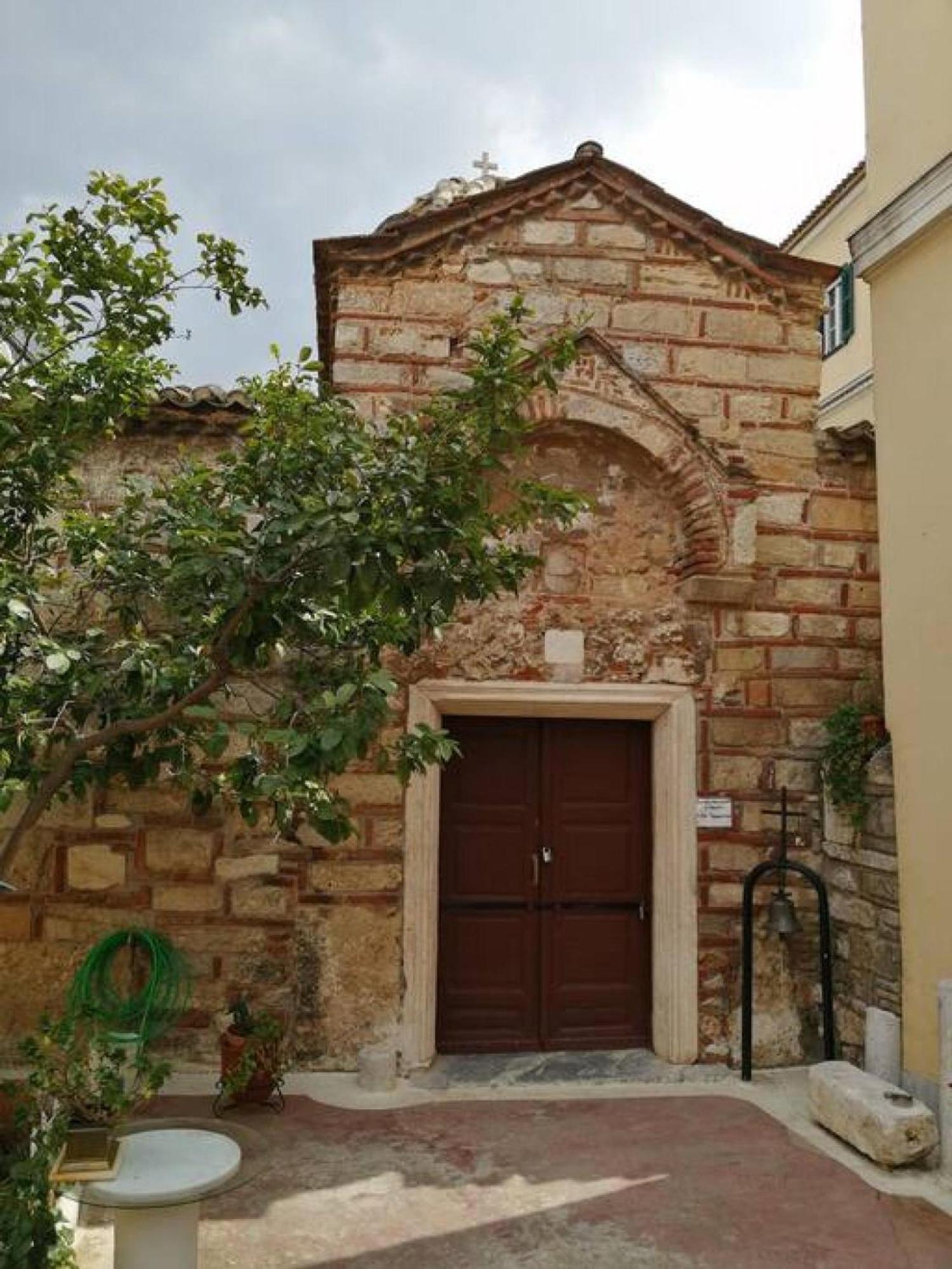 Magnificent Apartment In Plaka Атина Екстериор снимка