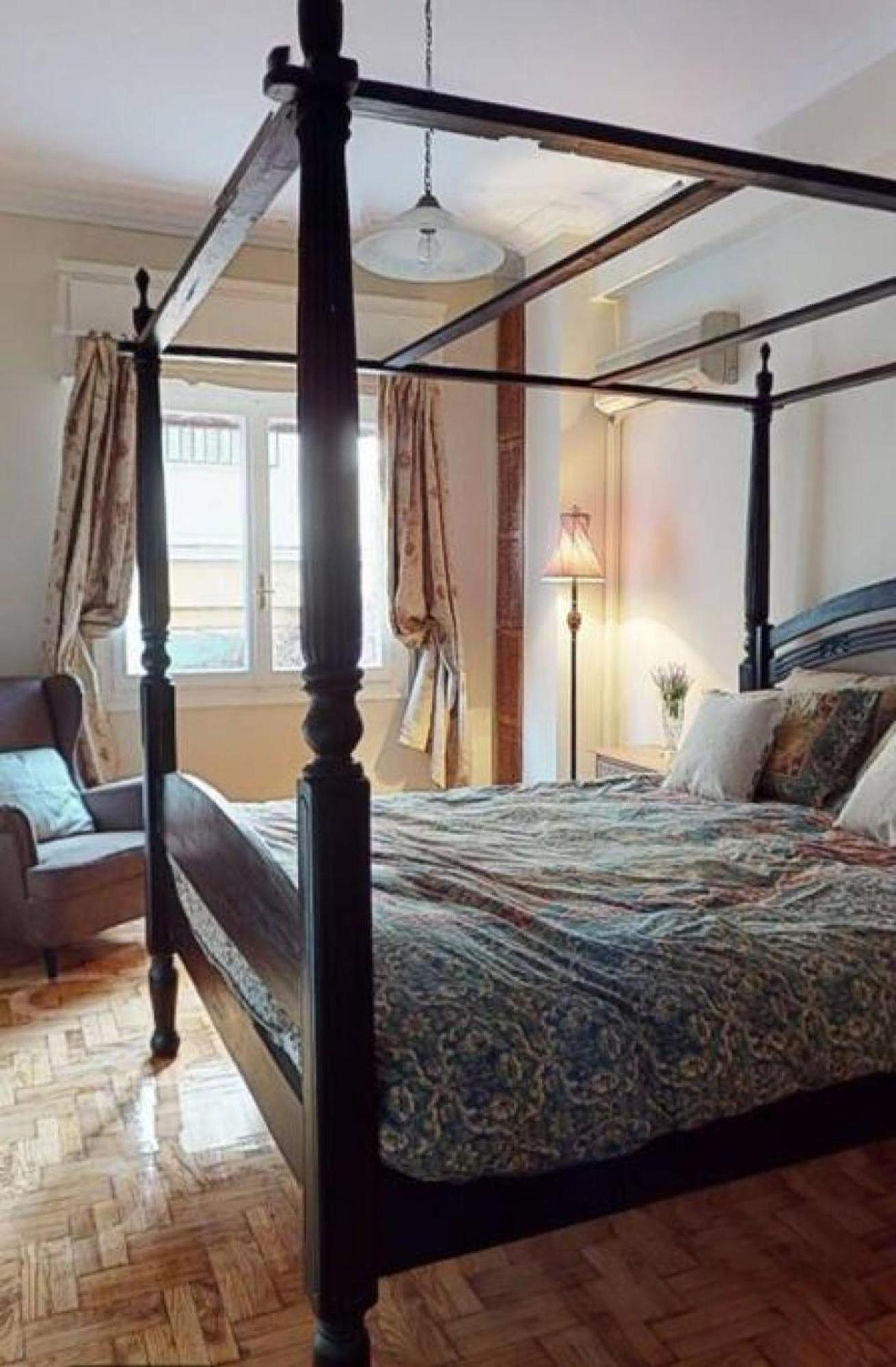 Magnificent Apartment In Plaka Атина Екстериор снимка